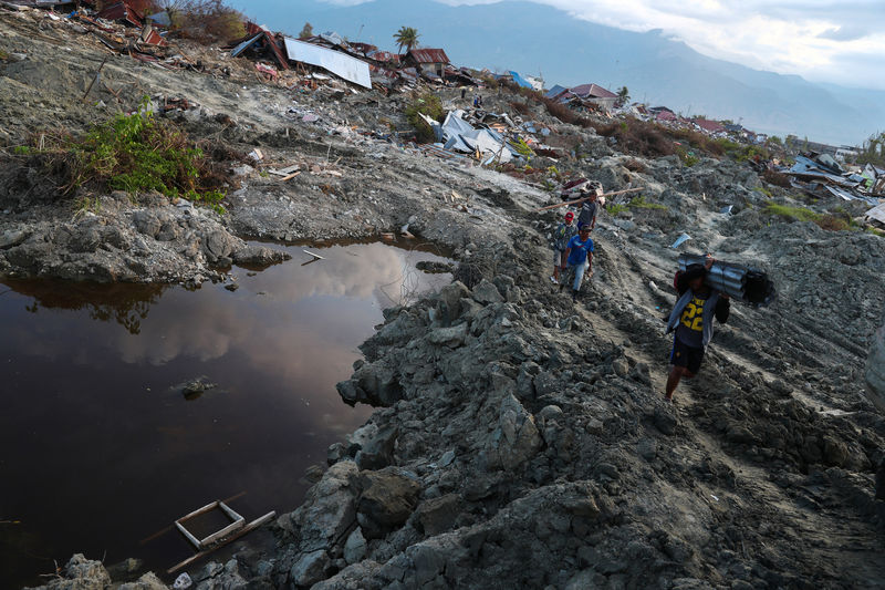 © Reuters. Indonesia pondrá fin a la búsqueda de víctimas del terremoto el jueves