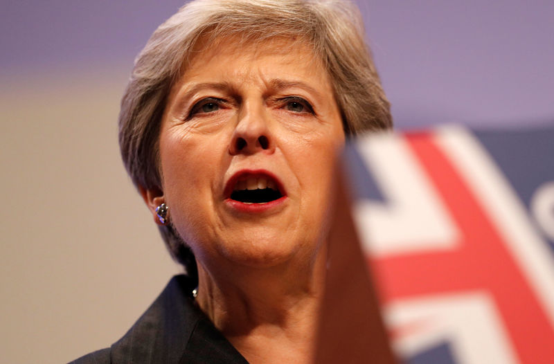 © Reuters. British Prime Minister Theresa May delivers her keynote address on the final day of at the Conservative Party Conference in Birmingham