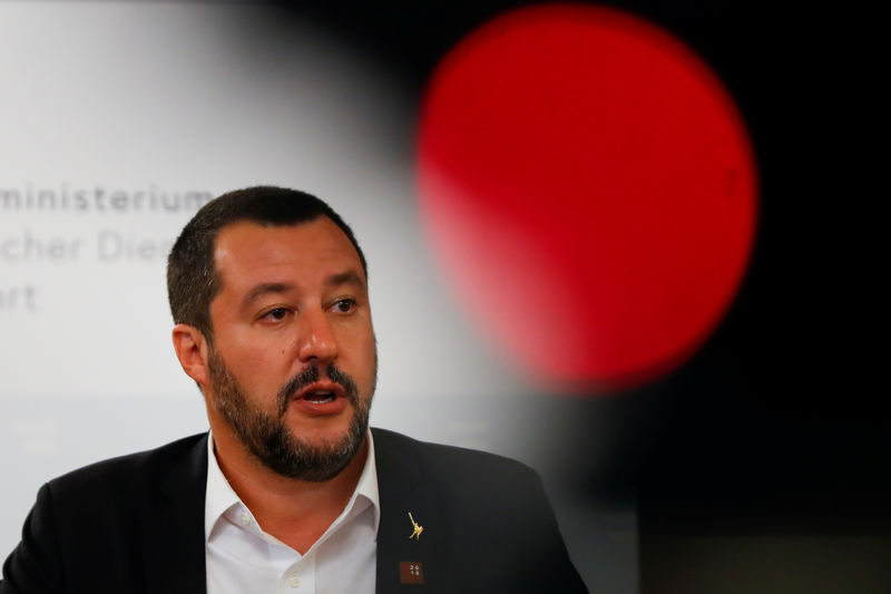 Â© Reuters. Italian Deputy Prime Minister Matteo Salvini speaks during a joint news conference with Austrian Vice Chancellor Heinz-Christian Strache in Vienna