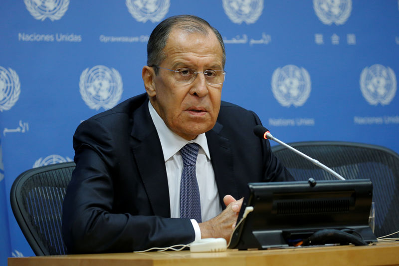 © Reuters. Russian Foreign Minister Sergei Lavrov speaks during a news conference on the sidelines of the 73rd session of the United Nations General Assembly at U.N. headquarters in New York