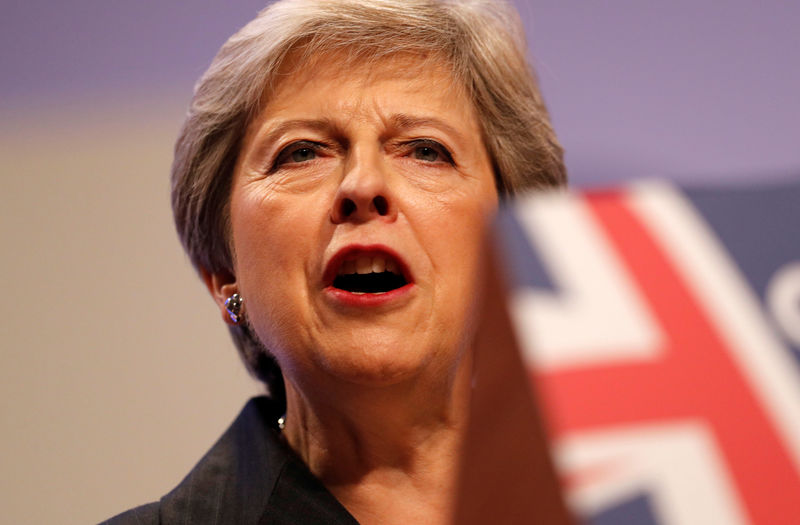 © Reuters. ارتفاع ثقة الناخبين في تعامل رئيسة وزراء بريطانيا مع مفاوضات الخروج