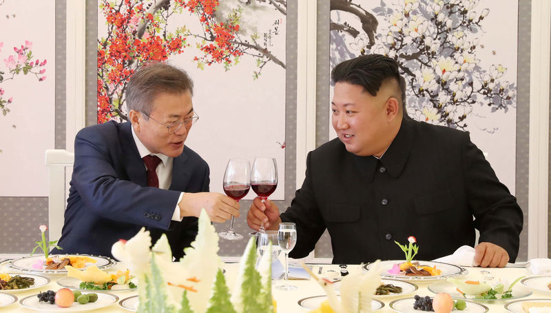 © Reuters. كوريا الجنوبية: الزعيم الكوري الشمالي يوجه الدعوة للبابا لزيارة بيونجيانج