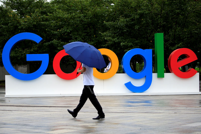 © Reuters. FILE PHOTO: A Google sign is seen during the WAIC (World Artificial Intelligence Conference) in Shanghai