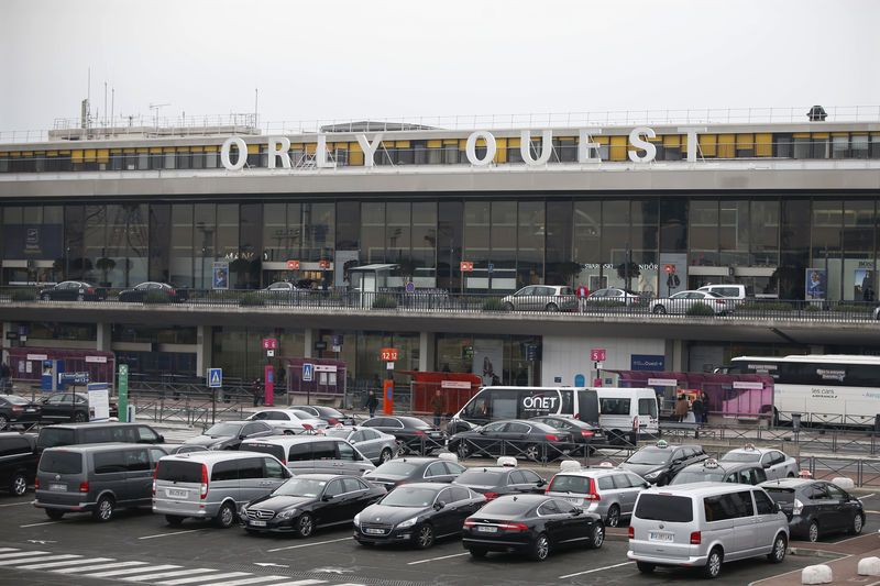 © Reuters. Visão geral do aerporto de Orly, em Paris, na França