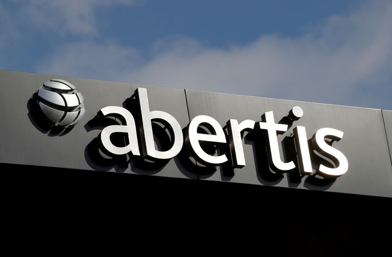 © Reuters. Atlantia y ACS completarán la operación de Abertis en las próximas semanas