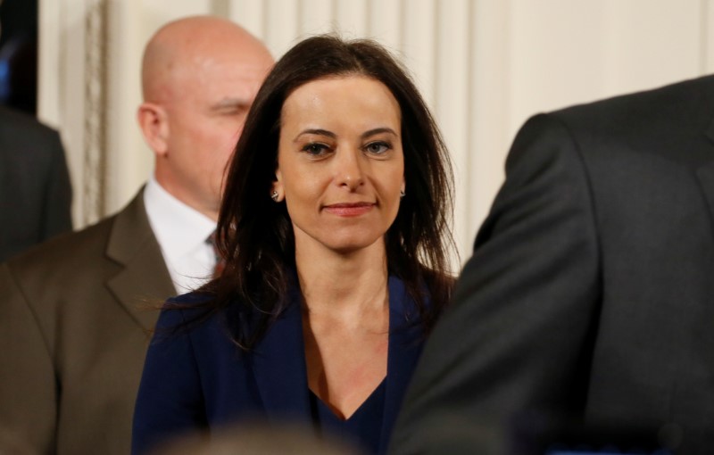 © Reuters. Dina Powell chega para reunião na Casa Branca