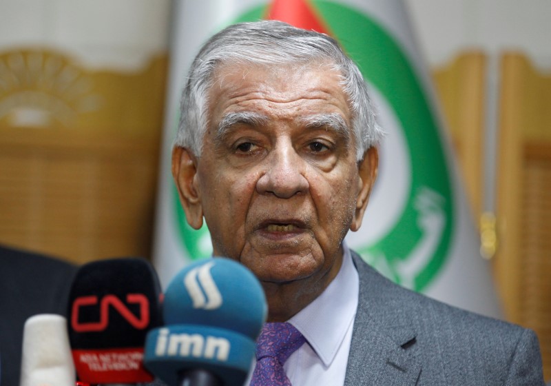 © Reuters. متحدث: العراق يعين وزير النفط رئيسا لشركة نفط وطنية جديدة