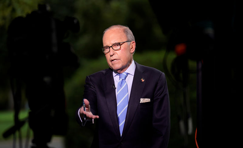 © Reuters. Conselheiro econômico da Casa Branca Larry Kudlow fala em Washington