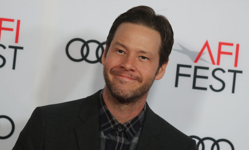 © Reuters. FILE PHOTO: Barinholtz arrives for the gala presentation of "The Disaster Artist" at the AFI Film Festival in Los Angeles