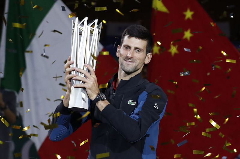 © Reuters. ديوكوفيتش يفوز بسهولة على تشوريتش ويحرز لقبه الرابع في شنغهاي