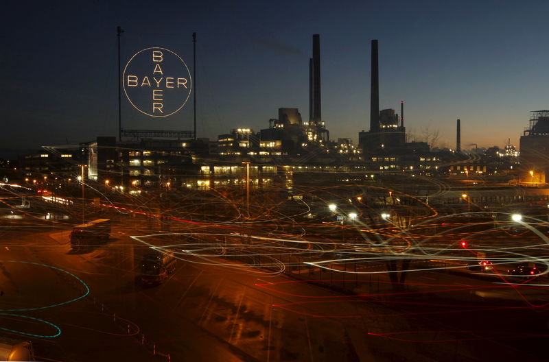 © Reuters. A plant belonging to Germany's largest drugmaker Bayer is seen in Leverkusen