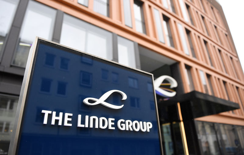 Linde says FTC's Commissioners looking into merger