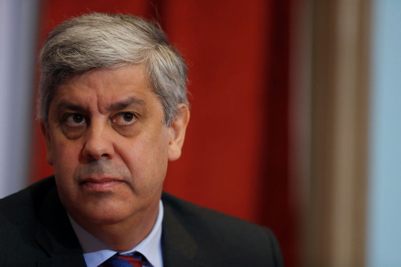 © Reuters. Portugal's Finance Minister Mario Centeno attends a news conference to announce the 2019 state budget in Lisbon