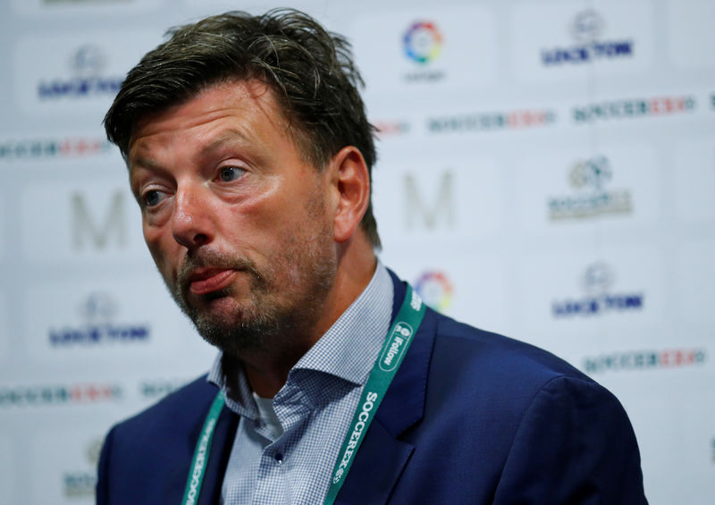© Reuters. Jacco Swart, CEO of the Dutch Eredivisie talks during an interview  at the Soccerex Global Convention in Manchester, Britain