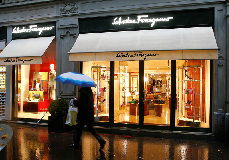 © Reuters. Italian luxury fashion house Salvatore Ferragamo's logo is seen at a store in Zurich