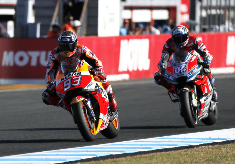 © Reuters. Márquez vence en Japón y logra su quinto título de MotoGP