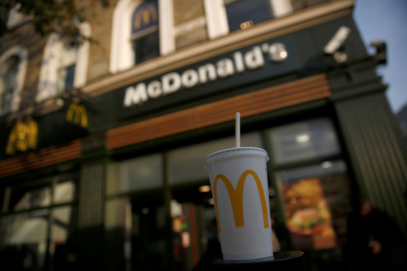 © Reuters. A branded soft drink sits outside a McDonald's restaurant in London