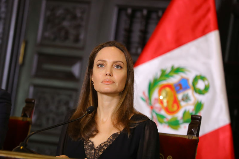 © Reuters. Enviada especial da agência de refugiados da ONU Angelina Jolie durante coletiva de imprensa em Lima, no Peru