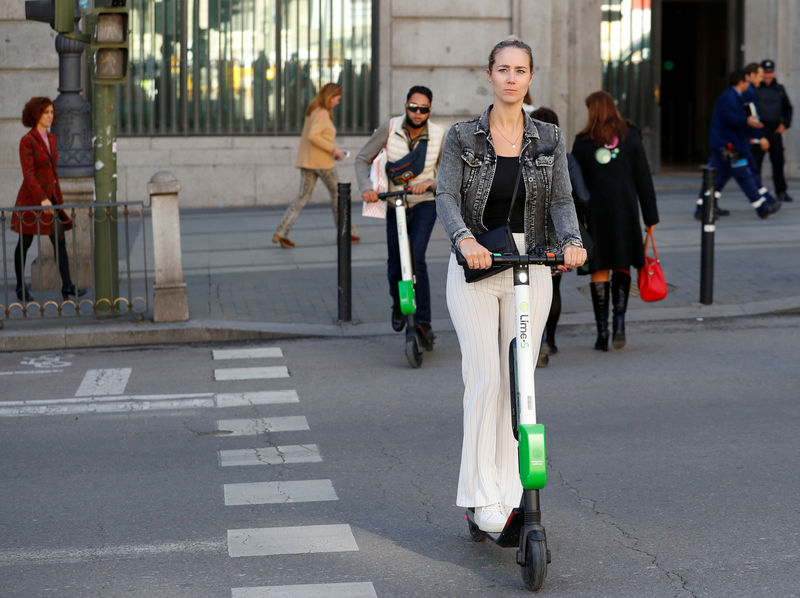 Los nuevos patinetes eléctricos de Madrid tienen un sistema que les impide  circular por la acera - Autofácil