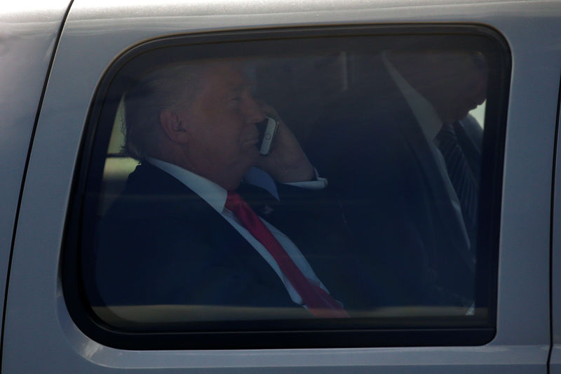 © Reuters. صحيفة: الصين تتنصت على مكالمات ترامب الهاتفية وتحاول التأثير على السياسة