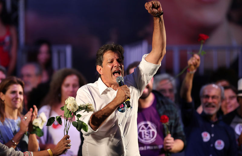 © Reuters. Candidato do PT à Presidência, Fernando Haddad, em evento no Rio de Janeiro