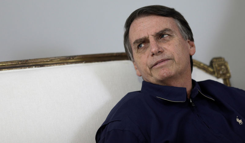 © Reuters. Candidato à Presidência do PSL, Jair Bolsonaro, durante entrevista coletiva no Rio de Janeiro