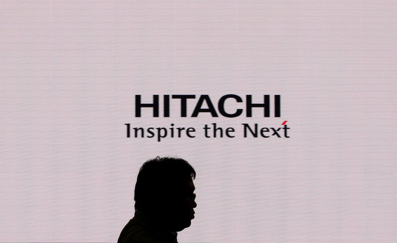 © Reuters. A logo of Hitachi Ltd. is pictured at the CEATEC JAPAN 2017 in Chiba