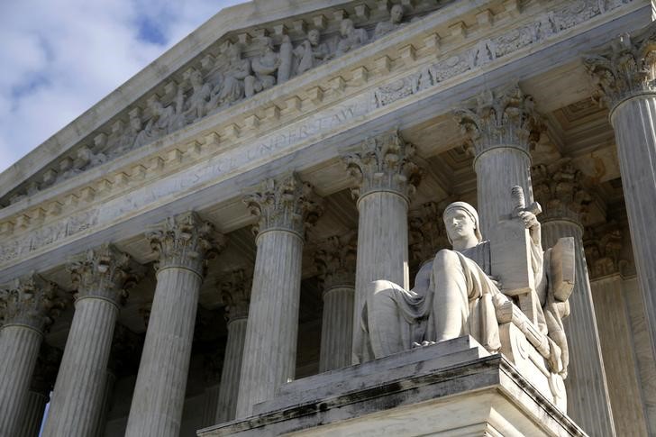 © Reuters. A general view of the U.S. Supreme Court in Washington