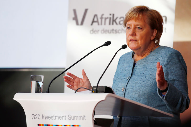 © Reuters. Chanceler alemã, Angela Merkel, fala durante Cúpula do G20 em Berlim, Alemanha