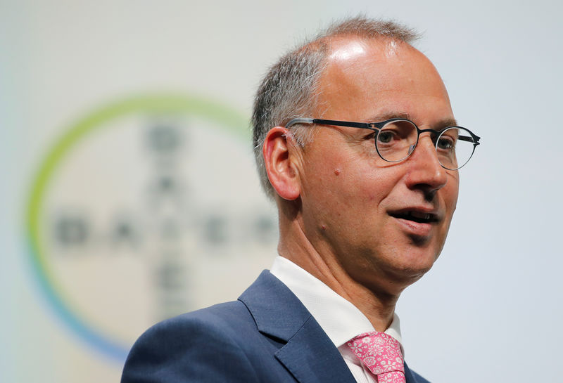 © Reuters. FILE PHOTO: Bayer AG CEO Baumann attends the company's AGM in Bonn