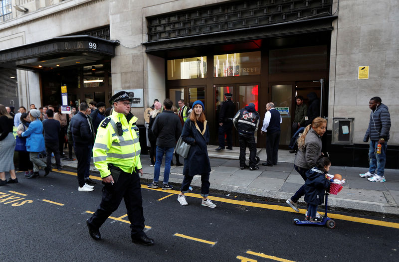 © Reuters. Dos heridos por arma blanca en las oficinas de Sony Music en Londres