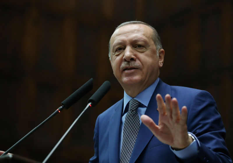 © Reuters. أردوغان: لن نسمح للدول الأخرى بالتنقيب عن الغاز في المياه التركية أو شمال قبرص
