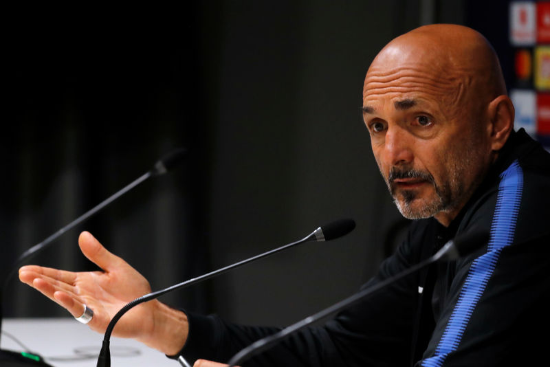 © Reuters. Spalletti dice que el Inter aspira a convertirse en un club como el Barcelona