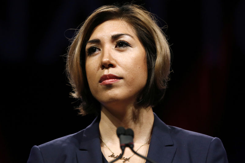 © Reuters. Imagen de archivo de la demócrata Paulette Jordan, candidata a gobernadora de Idaho, hablando en la conferencia anual Netroots Nation para progresistas políticos en Nueva Orleans