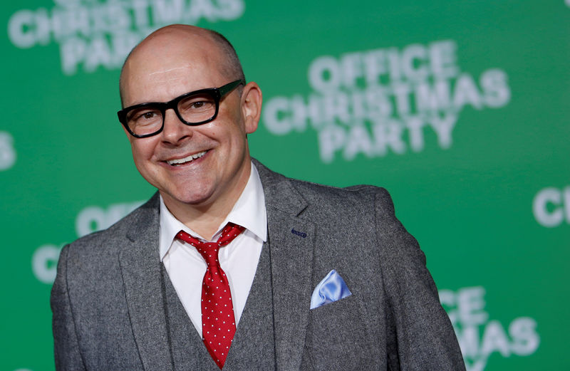 © Reuters. FILE PHOTO: Cast member Corddry poses at the premiere of "Office Christmas Party" in Los Angeles