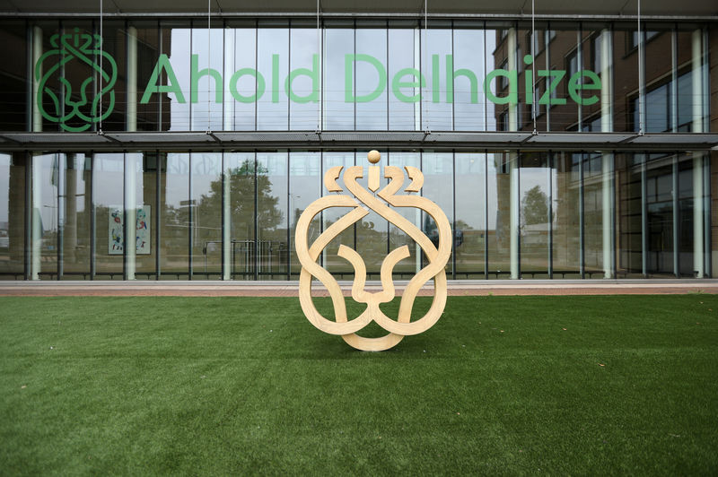 © Reuters. The Ahold Delhaize logo is seen at the company's headquarters in Zaandam