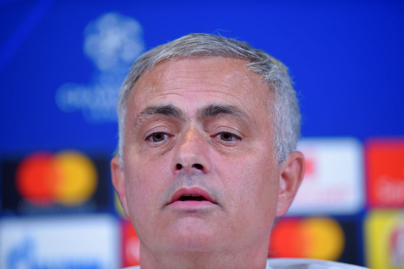 © Reuters. الاتحاد الإنجليزي لكرة القدم سيطعن على تبرئة مورينيو من التلفظ بعبارات مسيئة