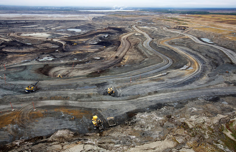 Imperial Oil, Teck double down on Canadian oil sands after others flee ...