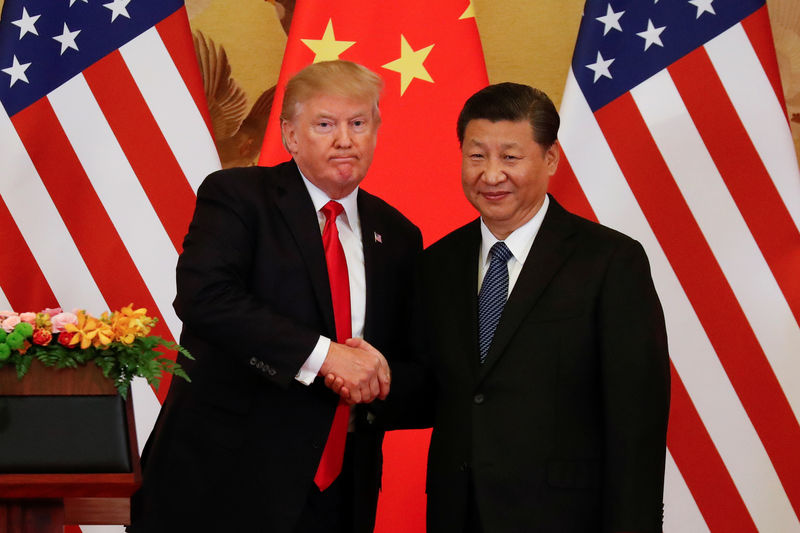 © Reuters. Presidente dos EUA, Donald Trump, e presidente chinês, Xi Jinping