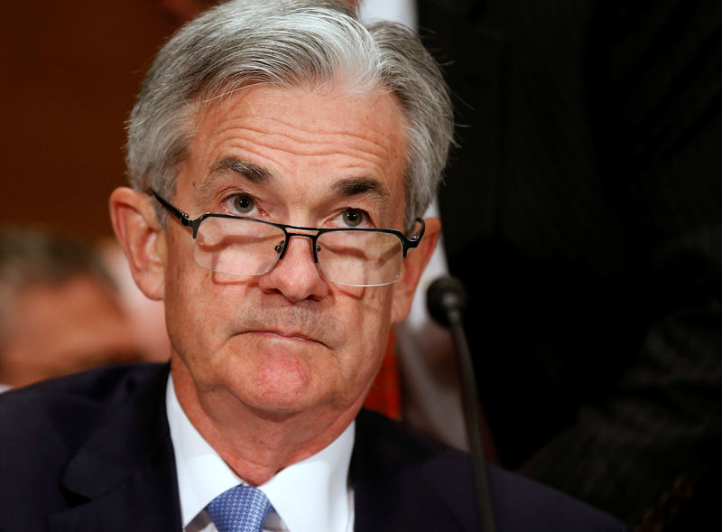 © Reuters. Jerome H. Powell, a governor on the board of the Federal Reserve System, prepares to testify to the Senate Banking Committee on Capitol Hill in Washington