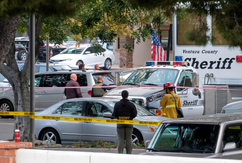 © Reuters. El FBI cree que el marine que mató a 12 personas en un bar de California actuó solo