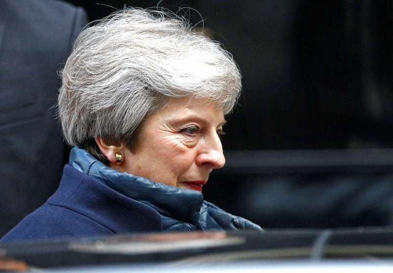 © Reuters. FILE PHOTO: Britain's Prime Minister Theresa May leaves 10 Downing Street in London