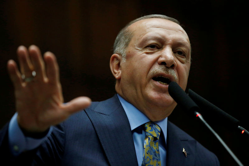 © Reuters. أردوغان يقول إنه قد يلتقي بترامب في باريس إذا سنحت الفرصة