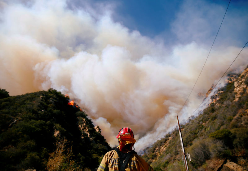 © Reuters. Aún hay más de 200 desaparecidos por incendio forestal más mortal registrado en California