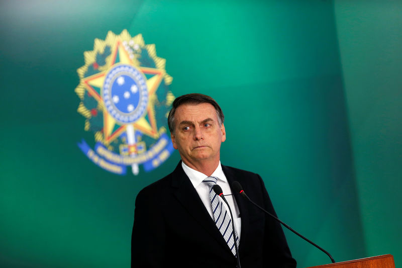 © Reuters. Presidente eleito Jair Bolsonaro durante entrevista coletiva no Palácio do Planalto