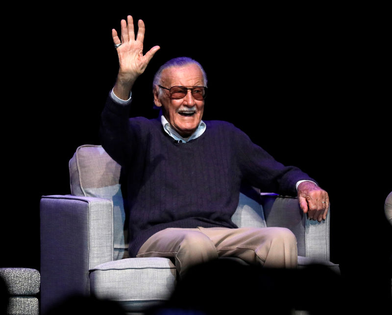 © Reuters. Uno de los creadores de Marvel Comics, Stan Lee, cuando asiste a un tributo "Extraordinario: Stan Lee" en el Teatro Saban en Beverly Hills, California