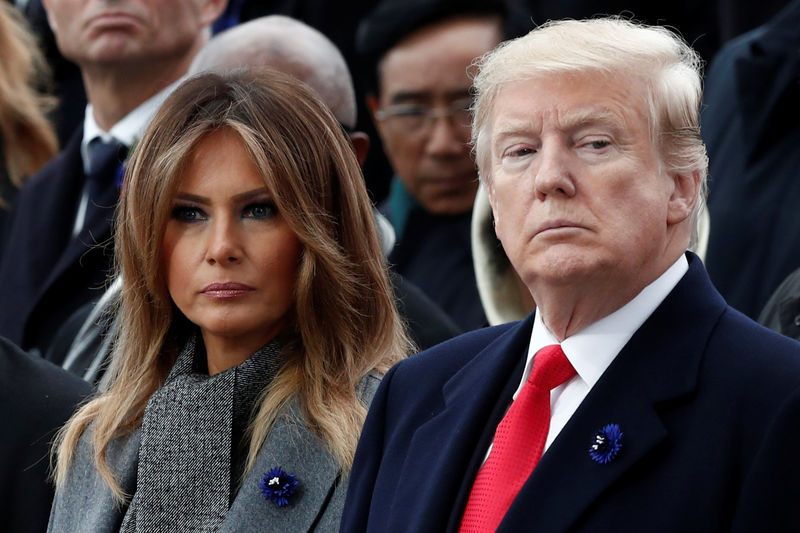 © Reuters. Presidente dos Estados Unidos, Donald Trump, e primeira-dama, Melania Trump, em Paris