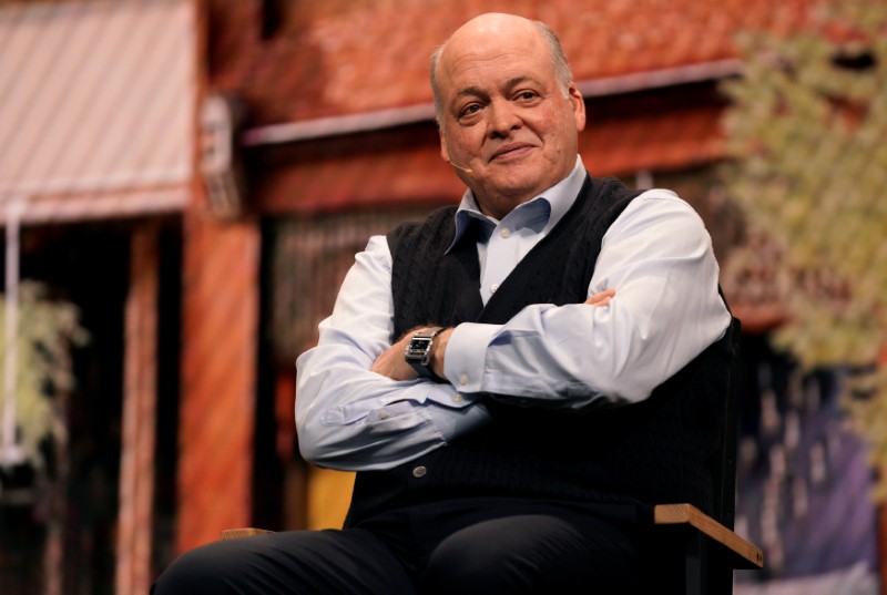 © Reuters. FILE PHOTO: Jim Hackett, CEO of Ford Motor Company, listens to an audience member during the Ford keynote at CES in Las Vegas