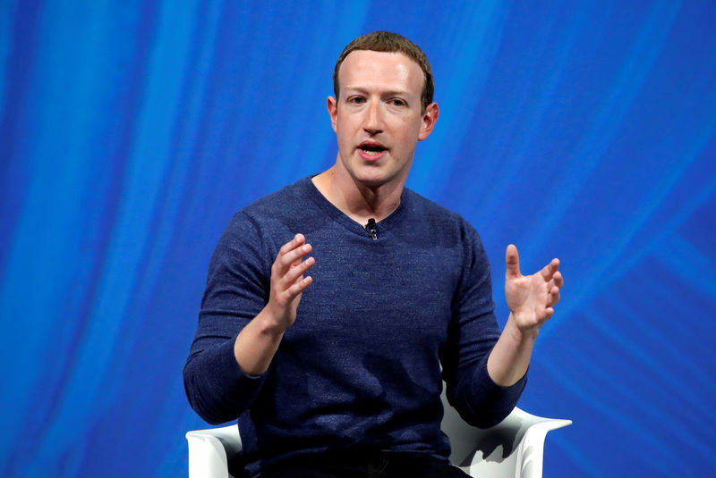 © Reuters. FILE PHOTO: Facebook's founder and CEO Mark Zuckerberg speaks at the Viva Tech start-up and technology summit in Paris