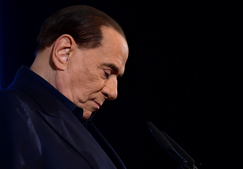 © Reuters. Berlusconi, de nuevo a juicio por un caso sobre prostitución